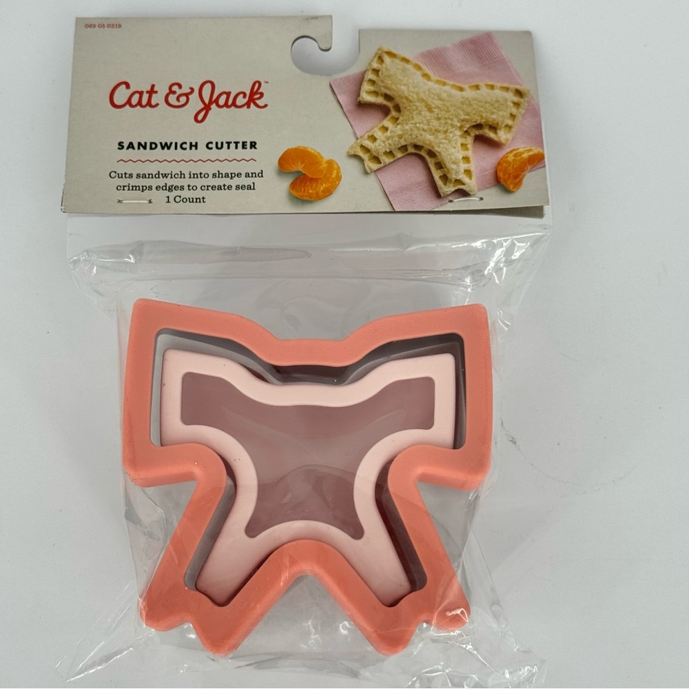 Cat & Jack Sandwich Cutter Pink Coquette Bows Girly Feminine Shape Lunch Maker